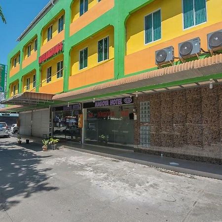 Reddoorz Near Nagoya Citywalk Batam 2 Exterior photo