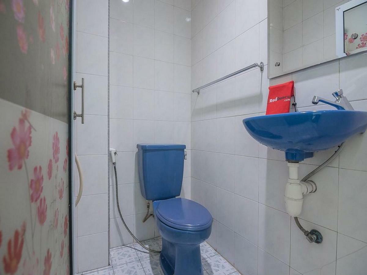 Reddoorz Near Nagoya Citywalk Batam 2 Exterior photo